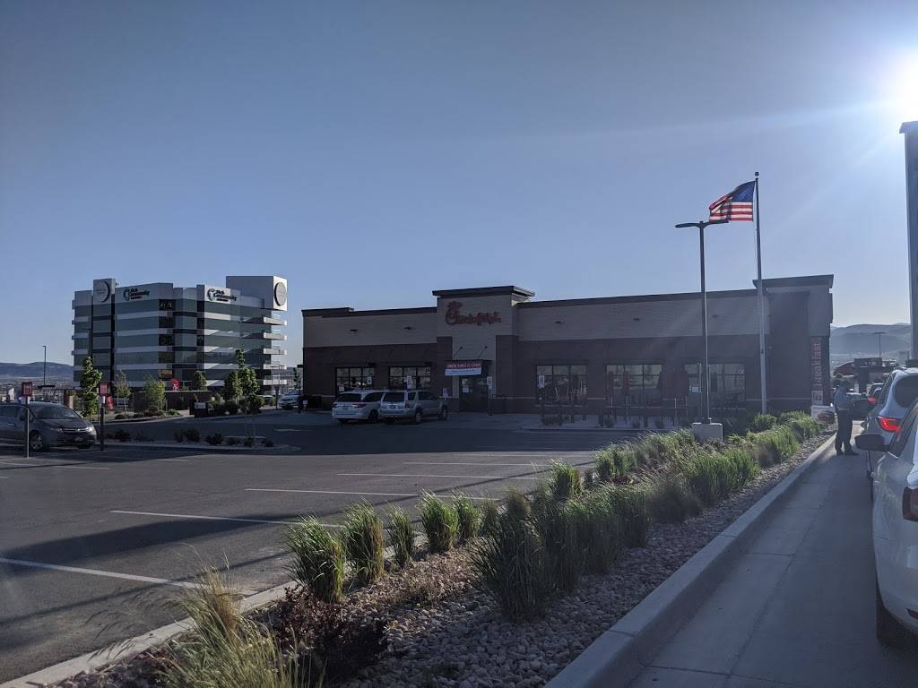 Chick-fil-A | restaurant | 3470 N, Digital Dr, Lehi, UT 84043, USA | 8013410269 OR +1 801-341-0269