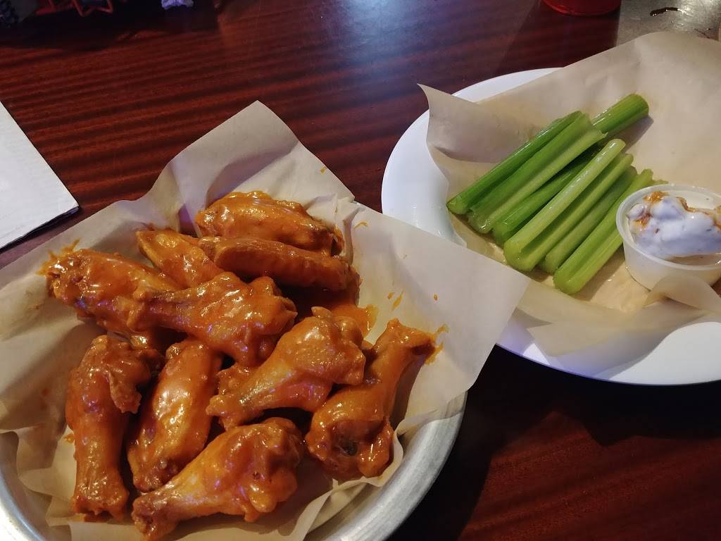 Hooters | restaurant | 725 N Milliken Ave, Ontario, CA 91764, USA | 9099892209 OR +1 909-989-2209