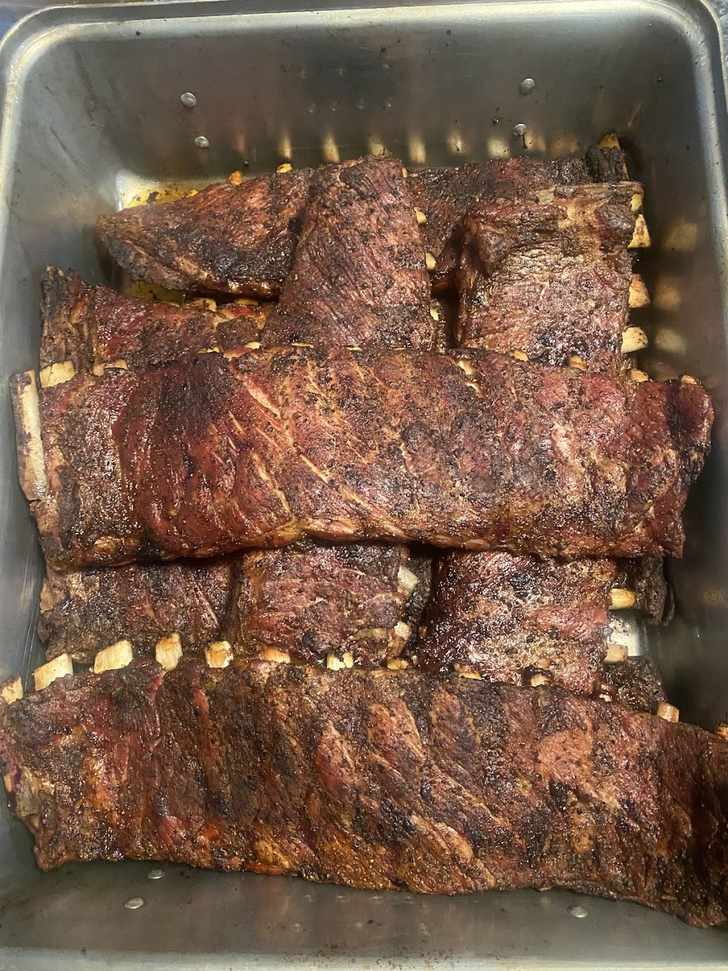 Legendary Smokehouse BBQ | restaurant | 17222 E Warren Ave, Detroit, MI 48224, USA | 3135713697 OR +1 313-571-3697