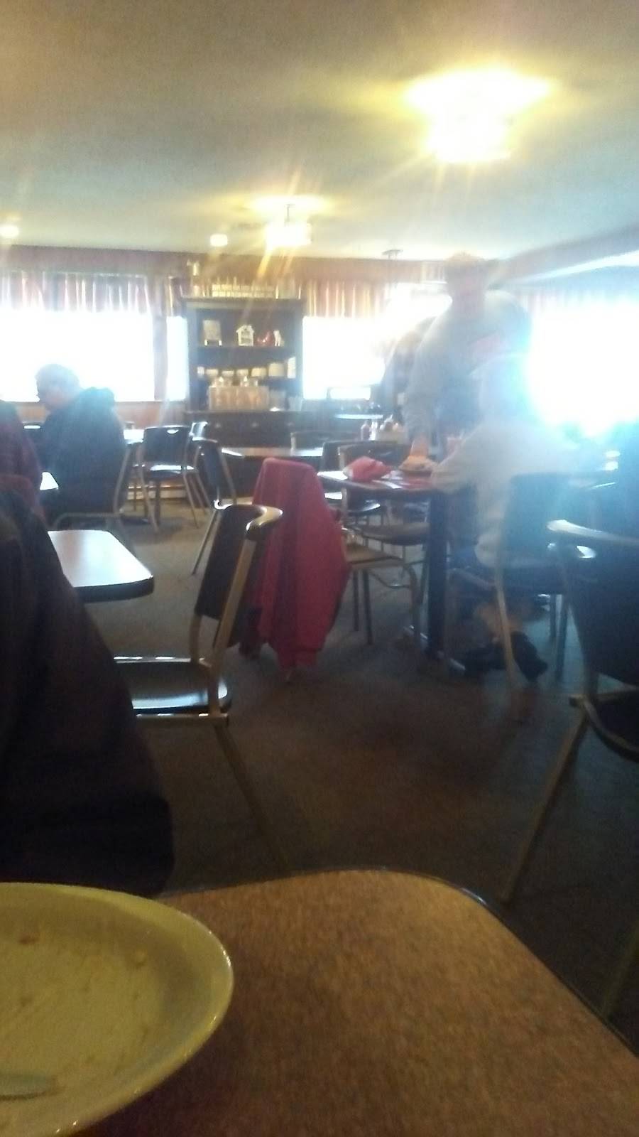 3rd Street Diner | restaurant | 208 N 3rd St, Oakland, MD 21550, USA | 3013343300 OR +1 301-334-3300