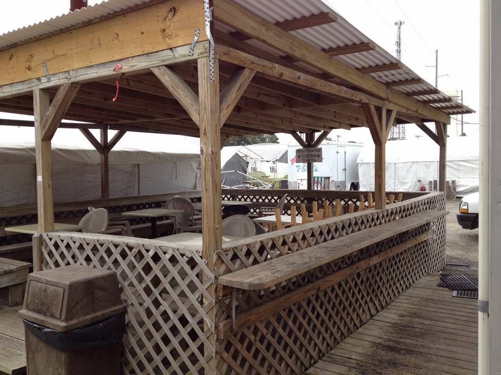 Monchis Cafe | restaurant | 1040 Highway 17 S, Surfside Beach, SC 29575, USA | 8432679290 OR +1 843-267-9290