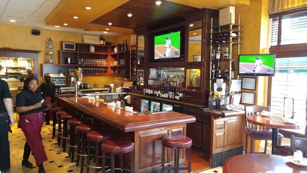 Winberies Restaurant & Bar | restaurant | 151 N Oak Park Ave, Oak Park, IL 60301, USA | 7083862600 OR +1 708-386-2600