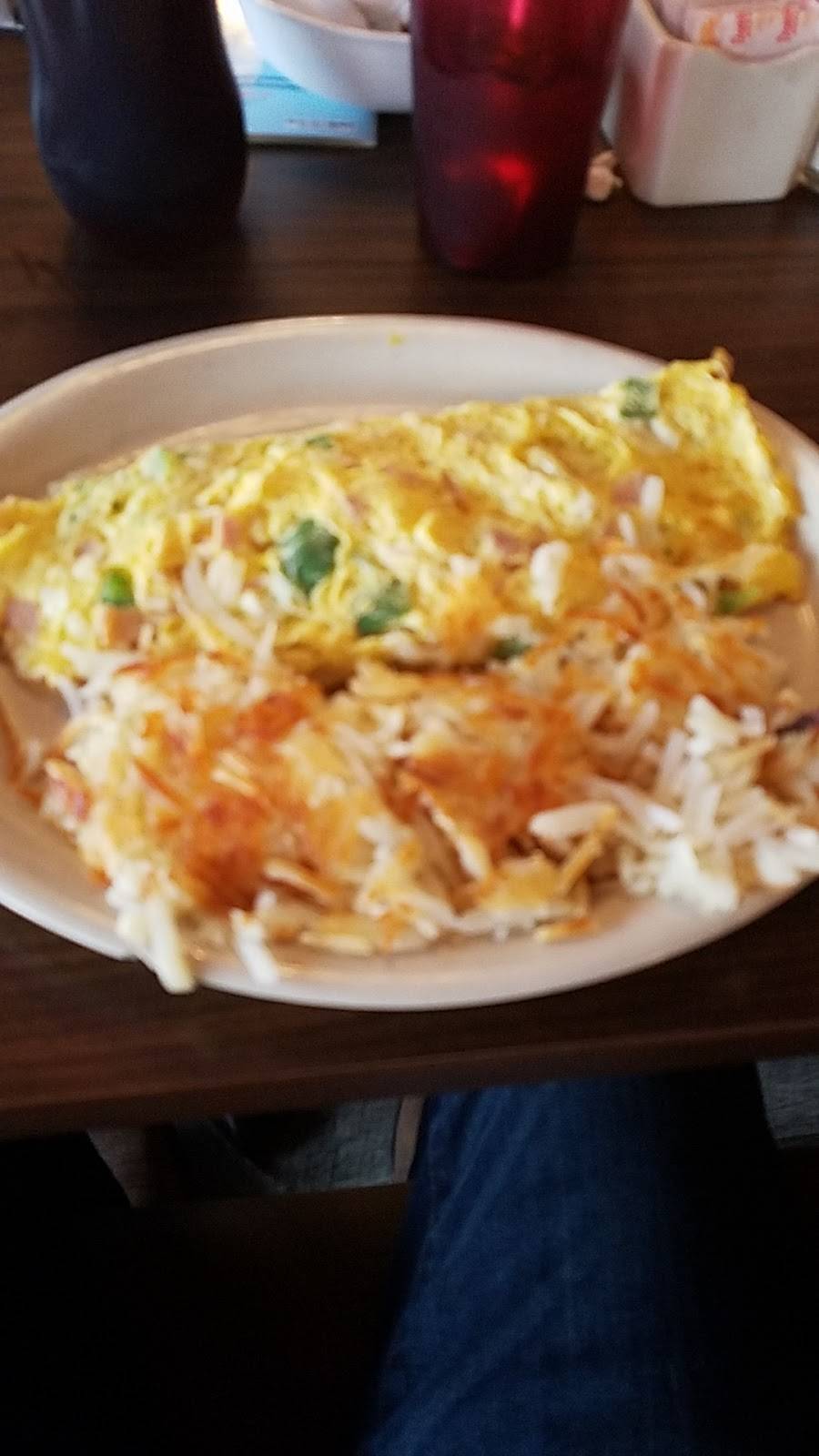 Annas Restaurant | restaurant | 4505 Woodville Rd, Northwood, OH 43619, USA | 4196981516 OR +1 419-698-1516