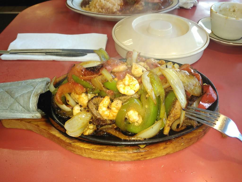 Casa Jimenez | restaurant | 17151 Foothill Blvd, Fontana, CA 92335, USA | 9098236849 OR +1 909-823-6849