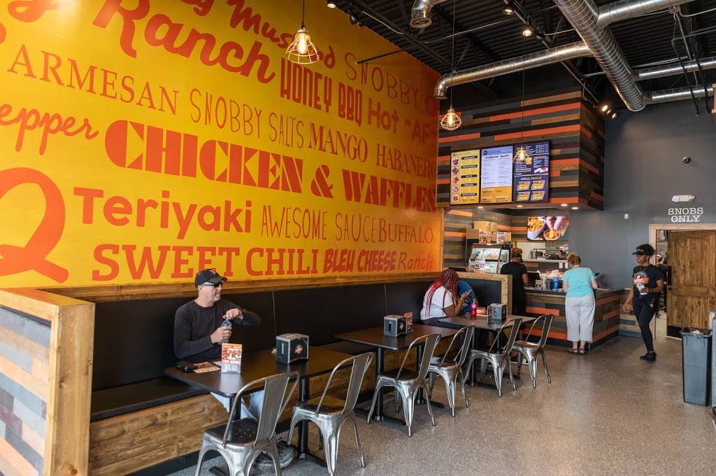 Wing Snob | restaurant | 24740 Greenfield Rd, Oak Park, MI 48237, USA | 2489079464 OR +1 248-907-9464