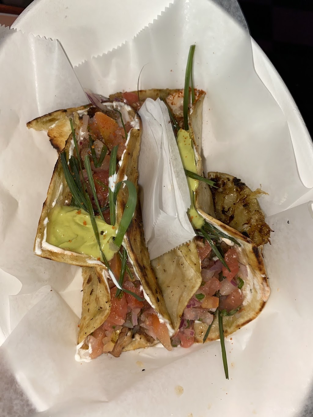 Lé Food Specialist | restaurant | 990 Broadway, Brooklyn, NY 11221, USA | 7186754449 OR +1 718-675-4449