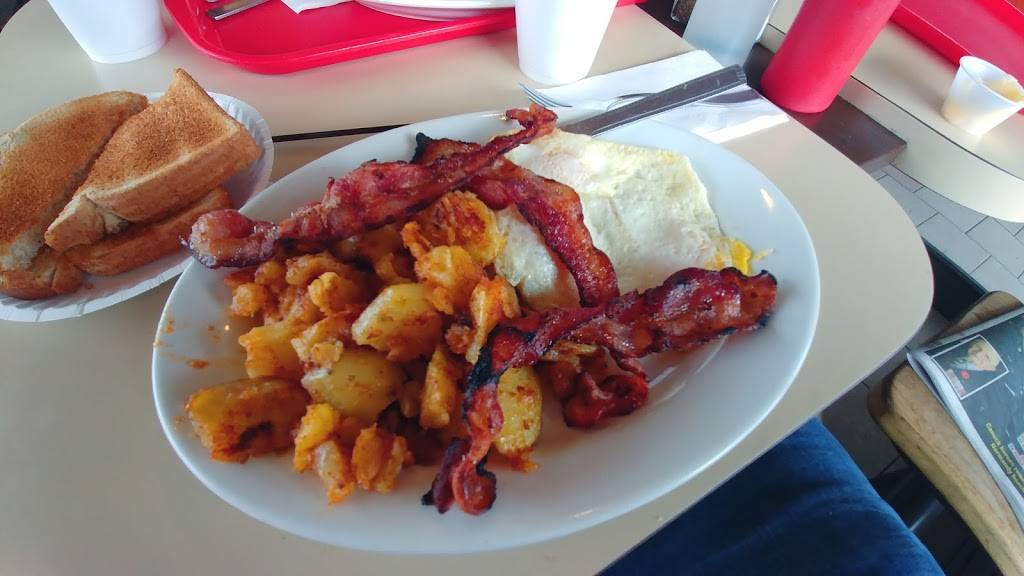 John Anderson Charcoal Broil Hamburgers | restaurant | 1069 Dundas St W, Mississauga, ON L5C 1C3, Canada | 9052768752 OR +1 905-276-8752