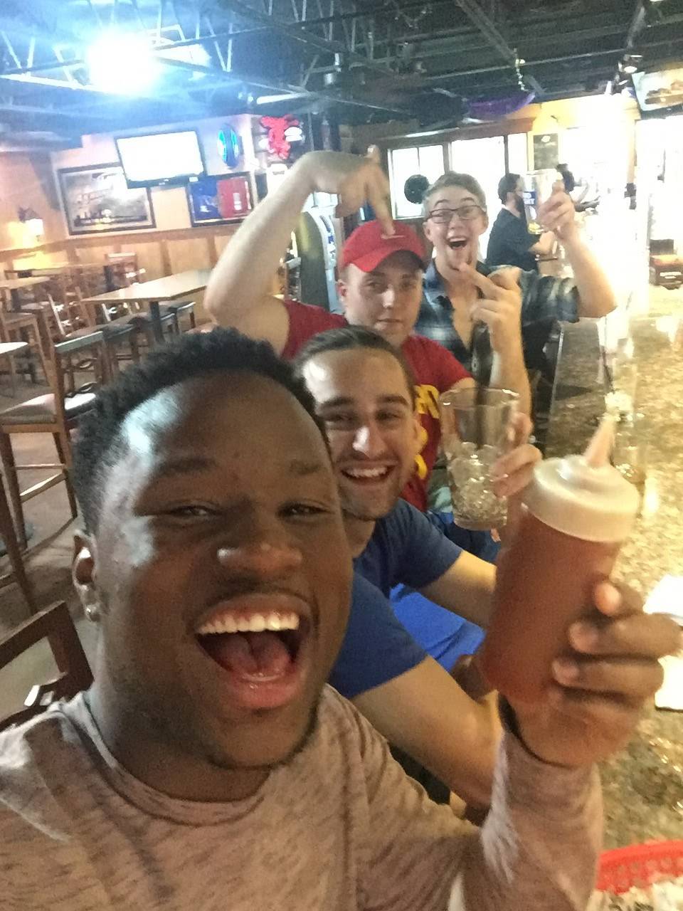 Mannys Pub | restaurant | 394 Brown St, Akron, OH 44304, USA | 3303791010 OR +1 330-379-1010