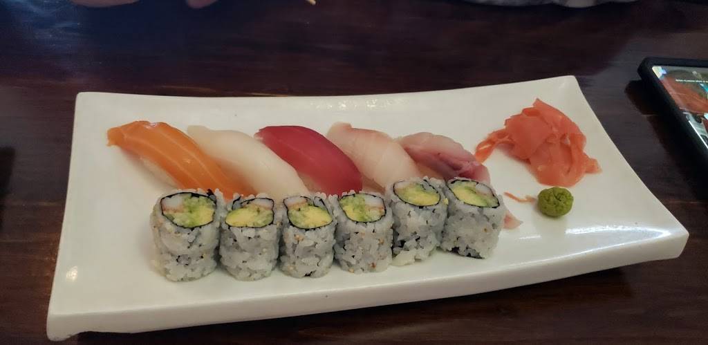 Yamato Sushi & Steak House | restaurant | 729 Hartford Pike, Dayville, CT 06241, USA | 8607740888 OR +1 860-774-0888