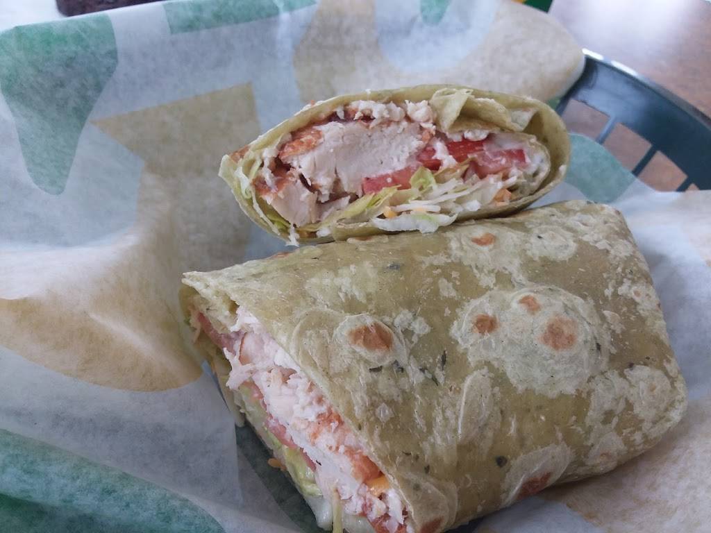 Subway | restaurant | 915 Doyle Rd, Shopping Ctr suite 101, Deltona, FL 32725, USA | 3865750029 OR +1 386-575-0029