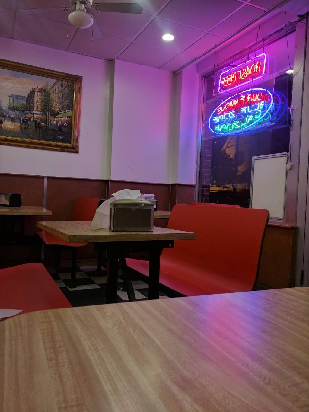 Jumbo Grill & Pizzeria | restaurant | 321a Boston Ave, Medford, MA 02155, USA | 7818749567 OR +1 781-874-9567