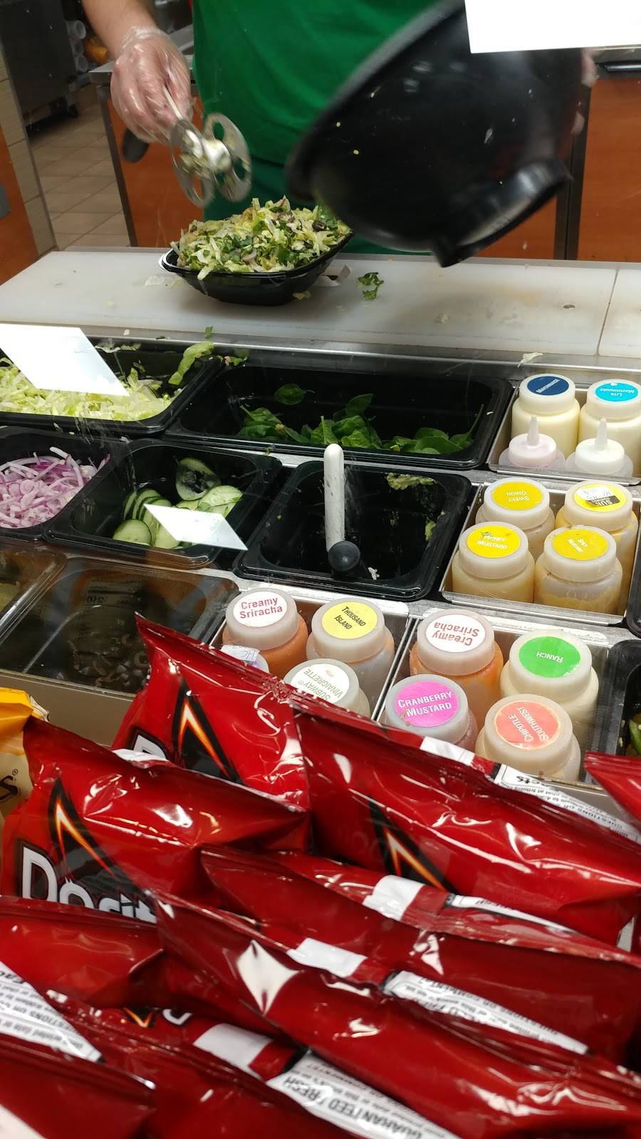 Subway | restaurant | 2302 W Deer Valley Rd, Phoenix, AZ 85027, USA | 6232157805 OR +1 623-215-7805