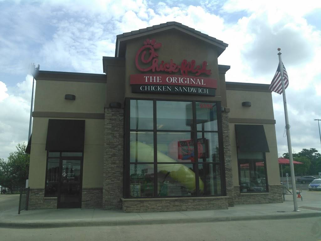 Chick-fil-A | restaurant | 9386 Lyndon B Johnson Fwy, Dallas, TX 75243, USA | 4693308838 OR +1 469-330-8838