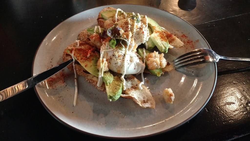 The General | restaurant | 646 Germantown Pike, Lafayette Hill, PA 19444, USA | 6102346189 OR +1 610-234-6189