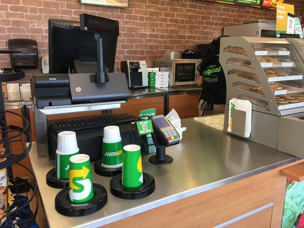 Subway | restaurant | 450 Stateline Rd W Suite C, Southaven, MS 38671, USA | 6623939282 OR +1 662-393-9282