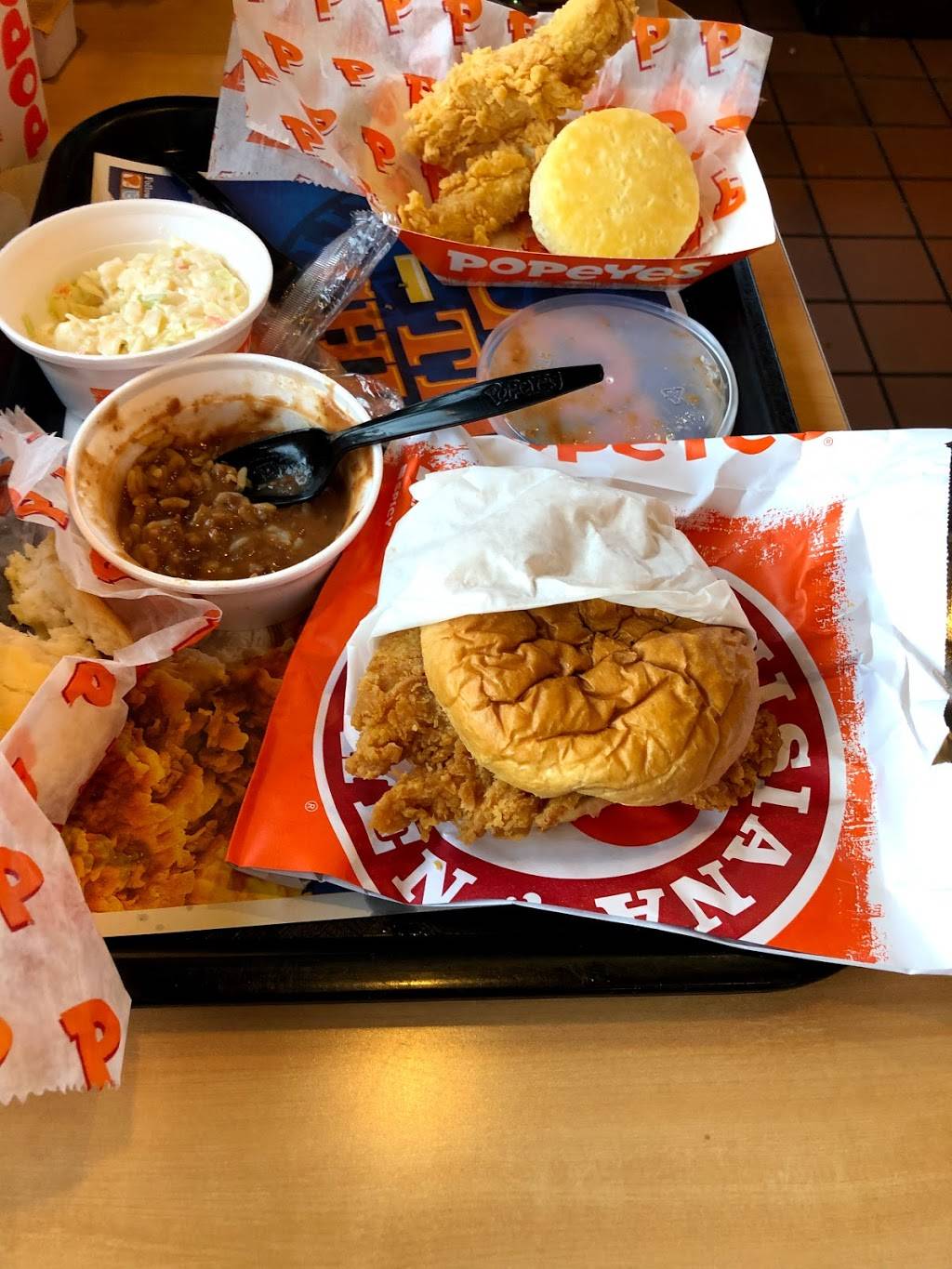 Popeyes Louisiana Kitchen | restaurant | 2090 Lone Oak Rd, Paducah, KY 42003, USA | 2705348733 OR +1 270-534-8733