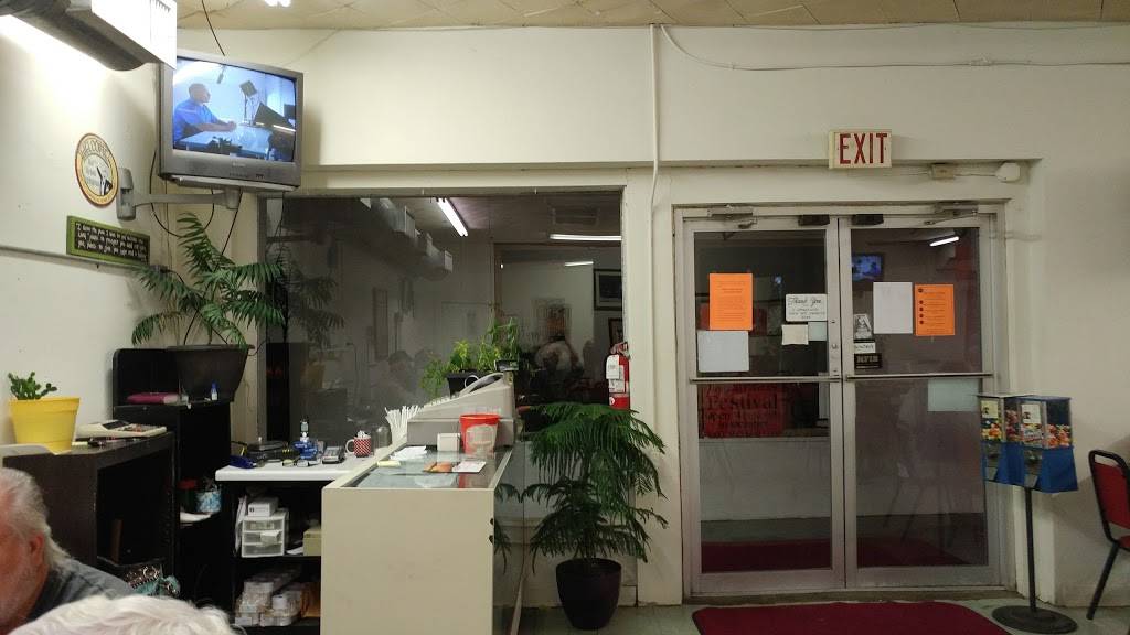 Kathys Family Restaurant | restaurant | 702 Hatcher Ln, Columbia, TN 38401, USA | 9315400779 OR +1 931-540-0779