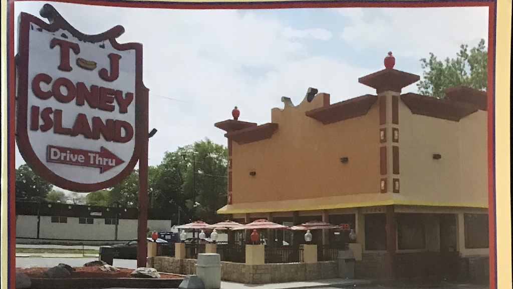 T & J Coney Island | restaurant | 20601 Eight Mile Rd, Detroit, MI 48219, USA | 3135330353 OR +1 313-533-0353