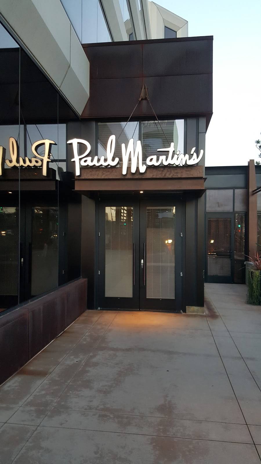 Paul Martins American Grill | restaurant | 2361 Rosecrans Ave, El Segundo, CA 90245, USA | 3106439300 OR +1 310-643-9300