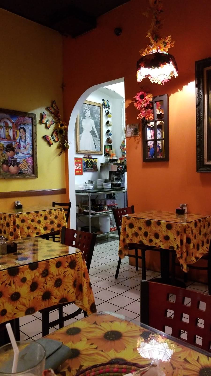 Su Tierra | restaurant | 2220, 2423 Daly St, Los Angeles, CA 90031, USA | 3232233324 OR +1 323-223-3324