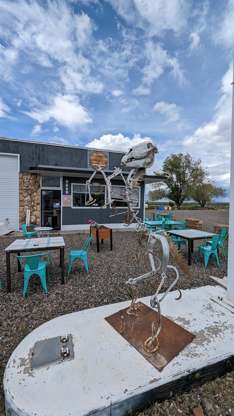 Somewhere Out West | cafe | 9689 US-95, McDermitt, OR 89421, USA | 5415228105 OR +1 541-522-8105