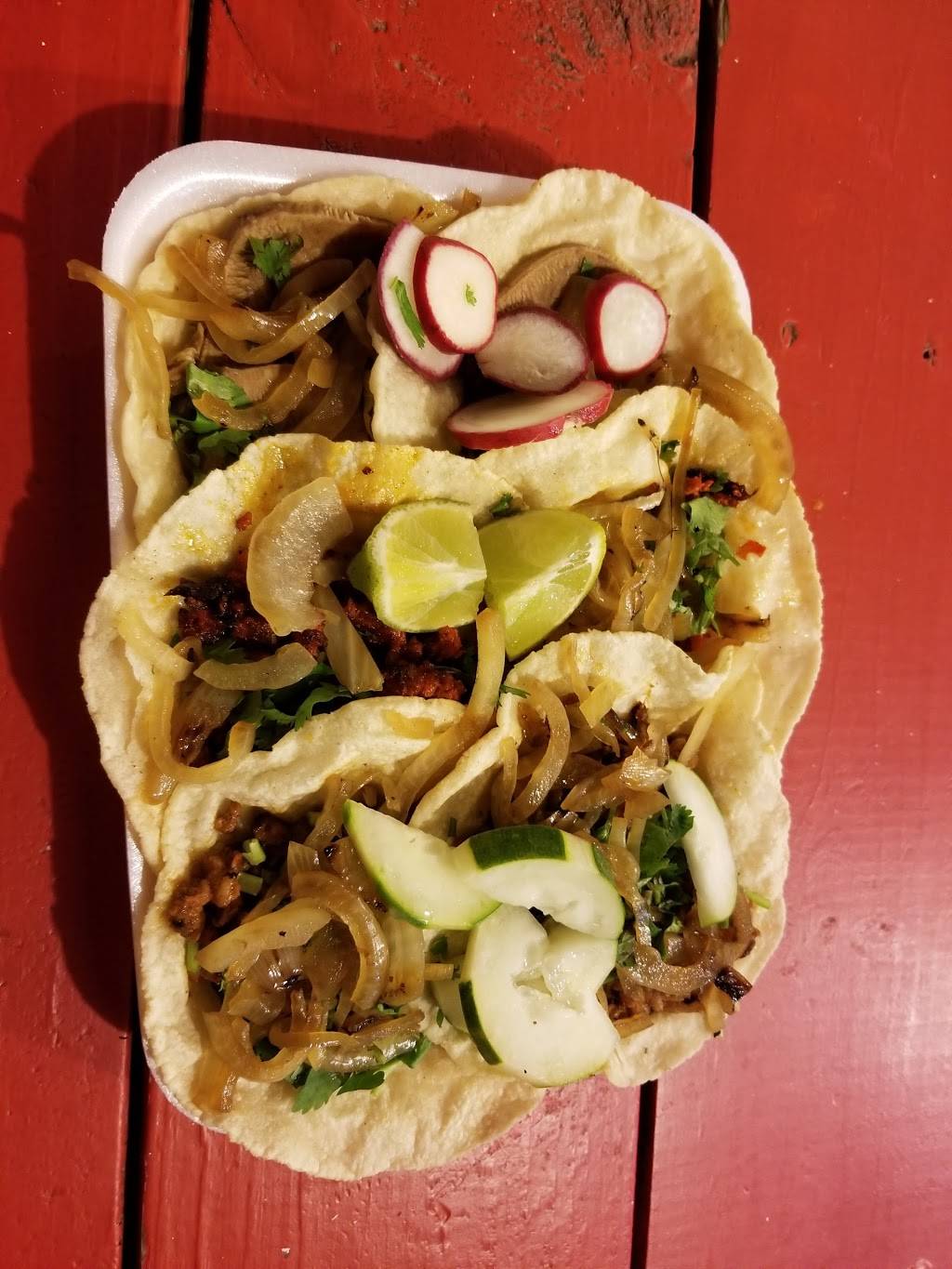 Tacos Las Amazonas Estilo Jalisco | restaurant | 4811 S Congress Ave, Austin, TX 78745, USA | 5122106855 OR +1 512-210-6855