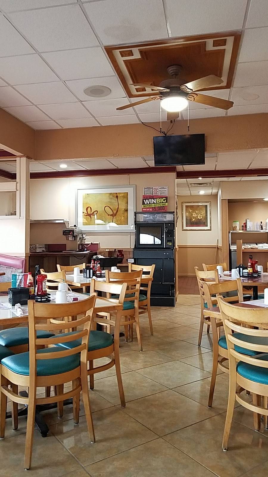 American Family Restaurant | restaurant | 1699 E Sauk Trail, Sauk Village, IL 60411, USA | 7089964664 OR +1 708-996-4664