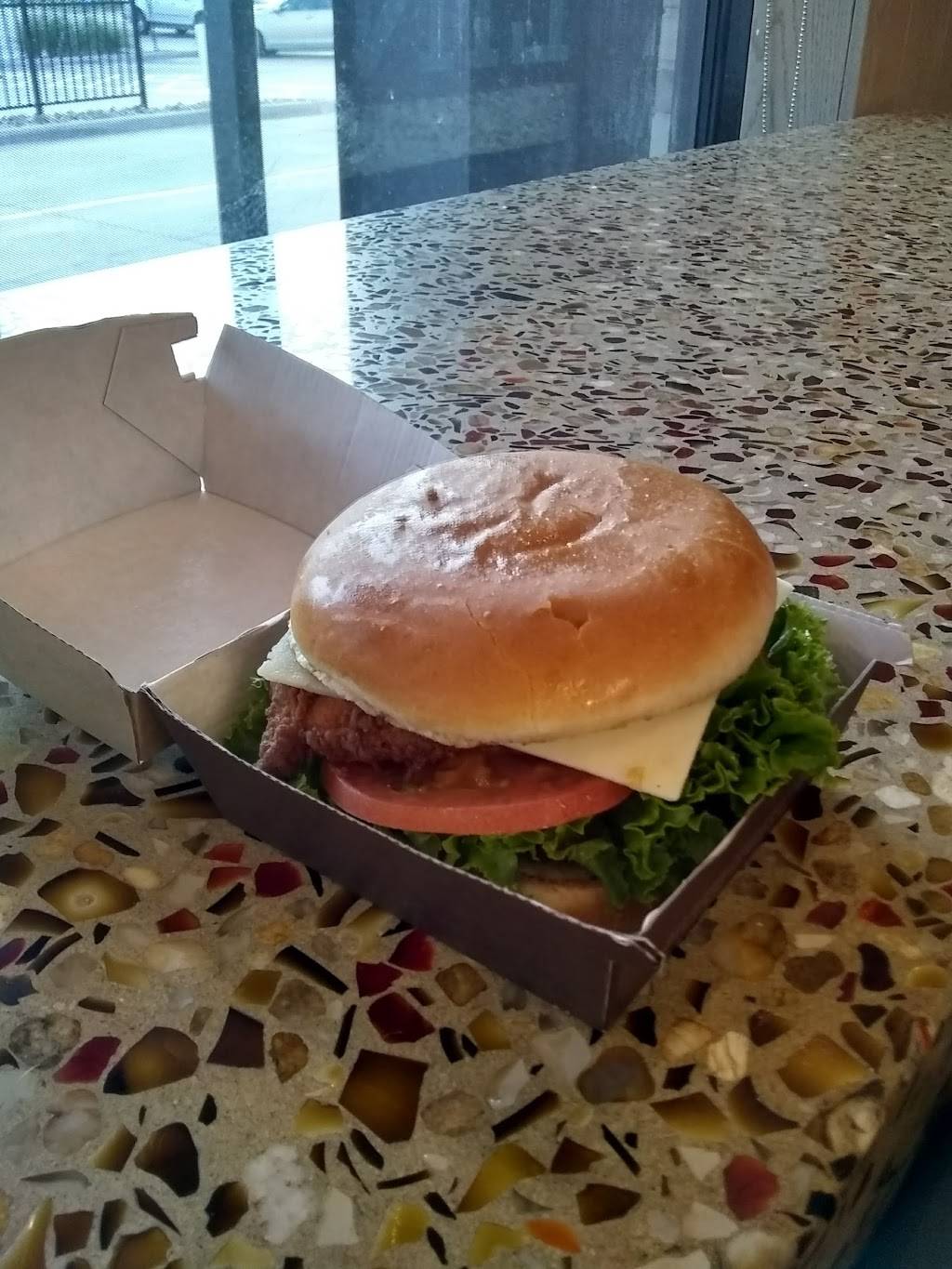 Chick-fil-A | restaurant | 1535 N Cockrell Hill Rd, Dallas, TX 75211, USA | 2143312400 OR +1 214-331-2400