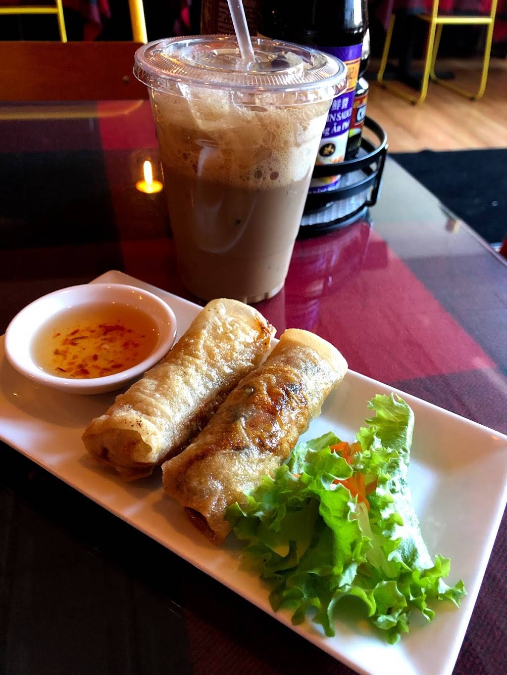 Pho Lucas | restaurant | 2915 W Cary St, Richmond, VA 23221, USA | 8042549588 OR +1 804-254-9588
