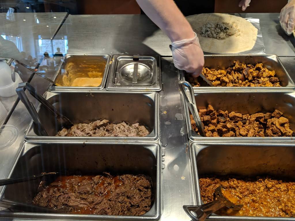 Chipotle Mexican Grill | restaurant | 8600 N Boardwalk Ave, Kansas City, MO 64154, USA | 8167460050 OR +1 816-746-0050