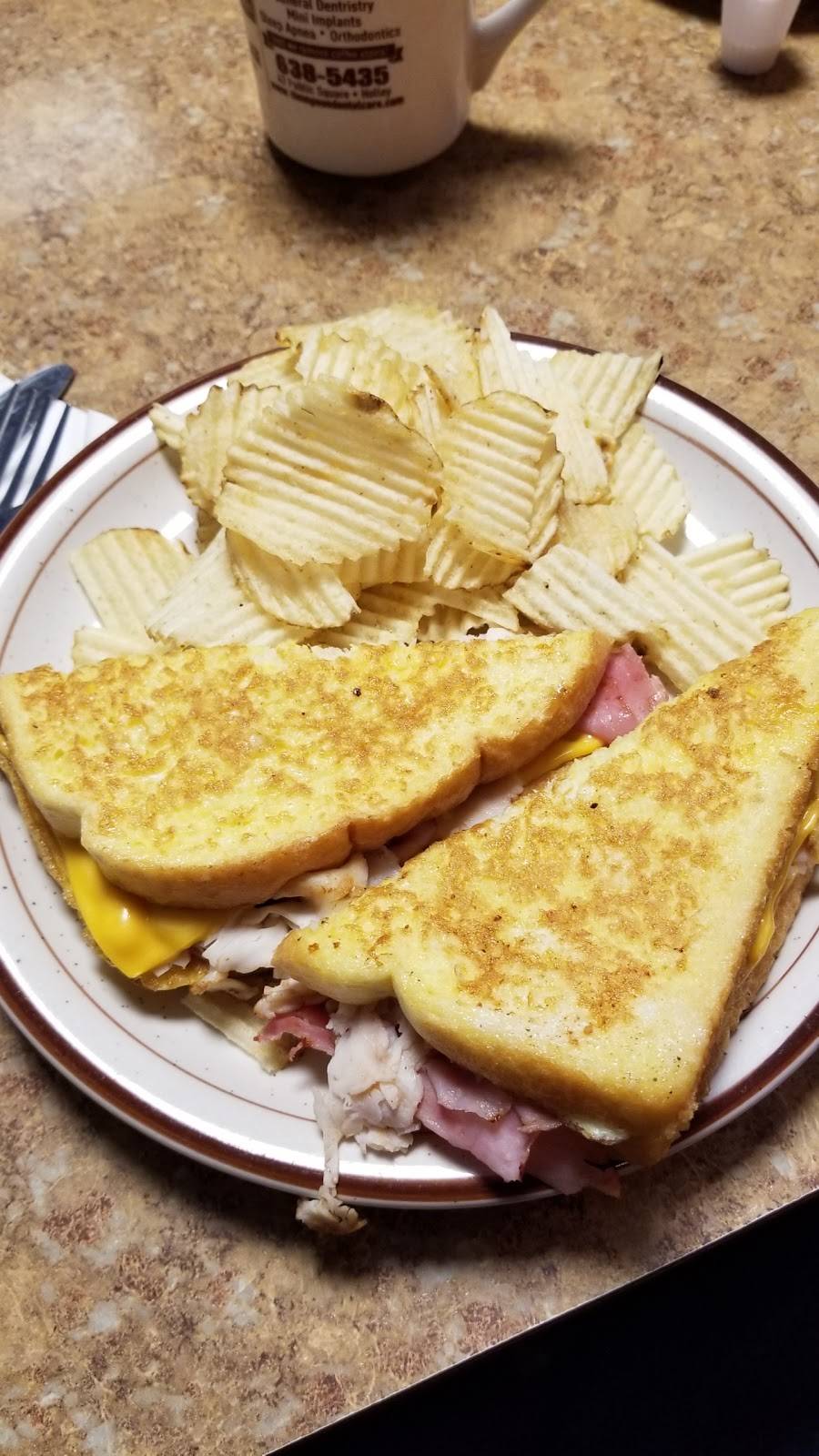 Sams Diner | restaurant | 55 Public Square, Holley, NY 14470, USA | 5856388722 OR +1 585-638-8722