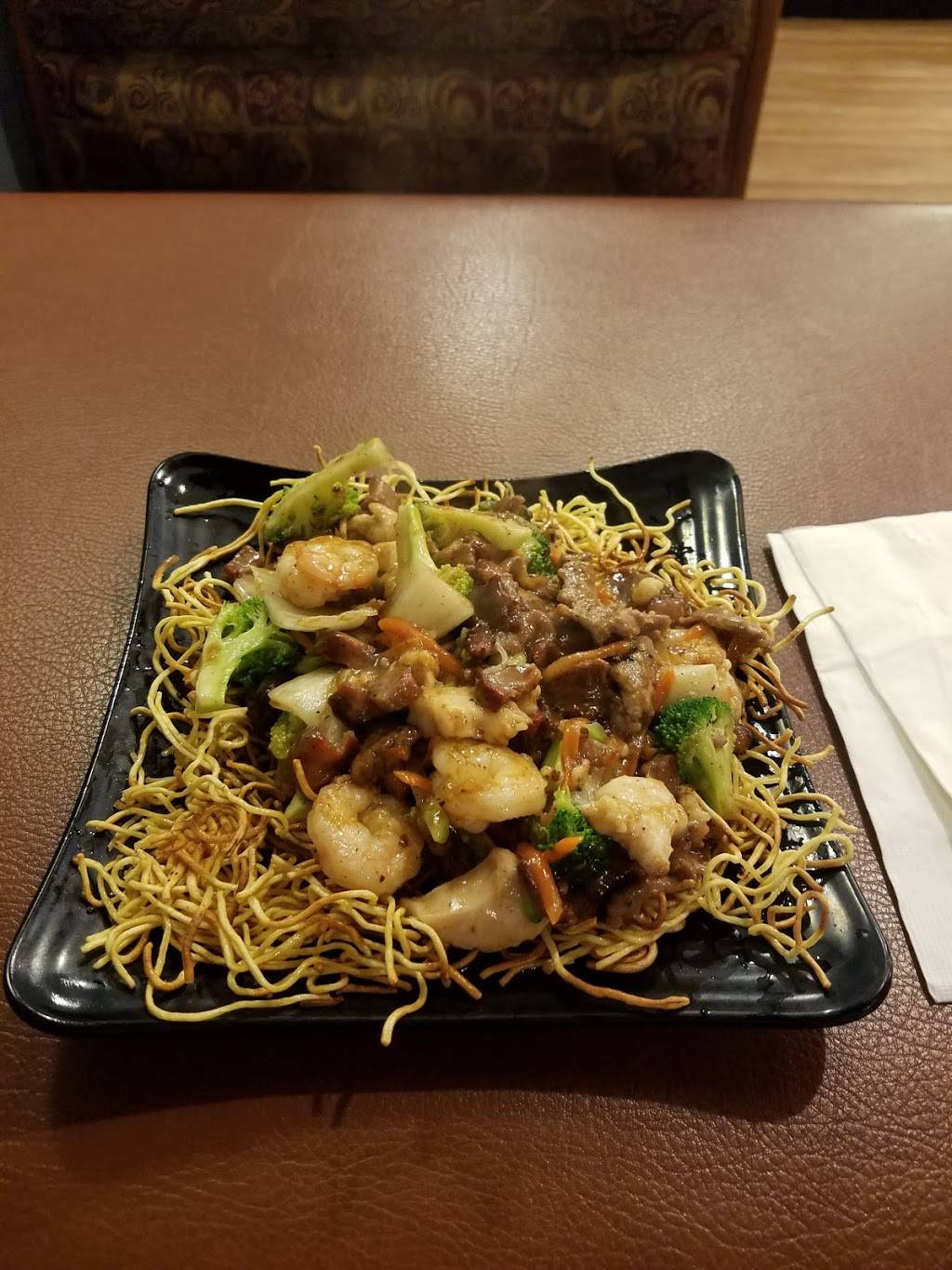 Fusa | restaurant | 303 S Greenwich Rd, Wichita, KS 67207, USA | 3166181818 OR +1 316-618-1818