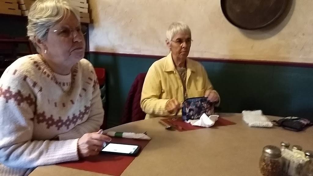 Johns Italian Restaurant | restaurant | 570 PA-590, Hamlin, PA 18427, USA | 5706892659 OR +1 570-689-2659