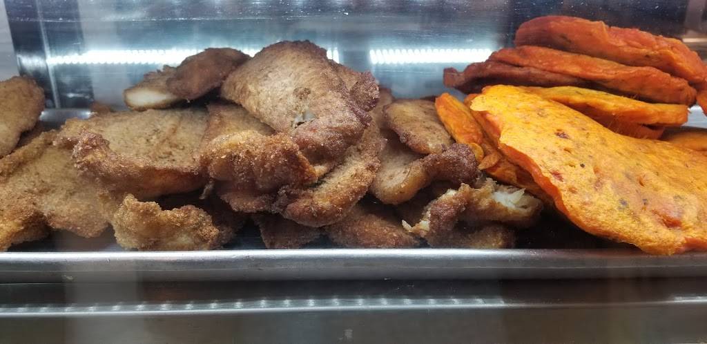 Georges Latin Americana Bistro | restaurant | 11 Graham Ave, Brooklyn, NY 11206, USA | 7183887794 OR +1 718-388-7794