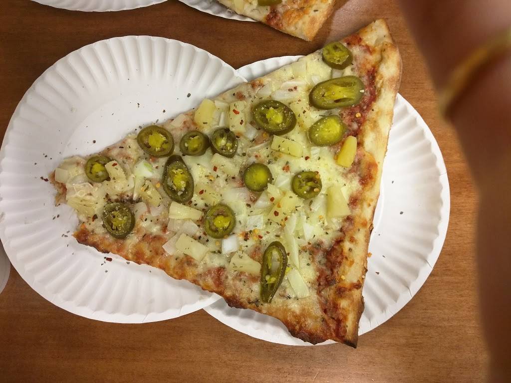 Ruckus Pizza and Bar | restaurant | 2233 Avent Ferry Rd, Raleigh, NC 27606, USA | 9198352002 OR +1 919-835-2002