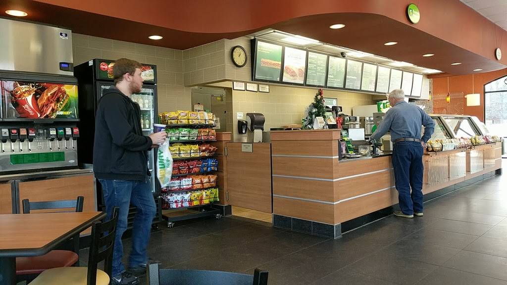 Subway Restaurants | restaurant | 230 St Claire Pl, Stevensville, MD 21666, USA | 4432493444 OR +1 443-249-3444