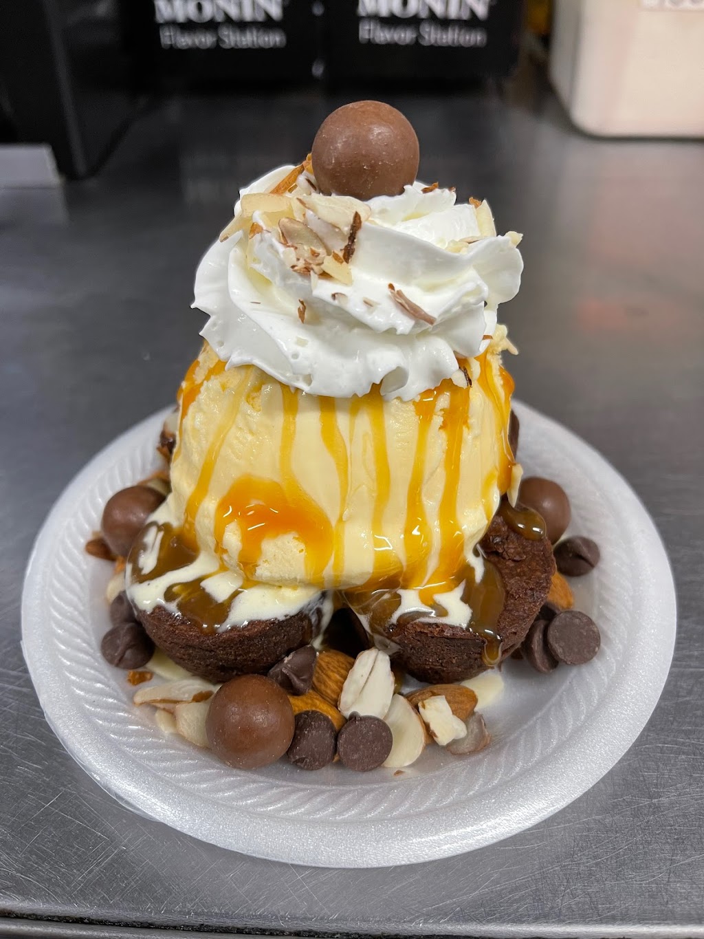 Sweettemptationsbymarett | restaurant | 5870 Yadkin Rd Suit B, Fayetteville, NC 28303, USA | 9103646490 OR +1 910-364-6490