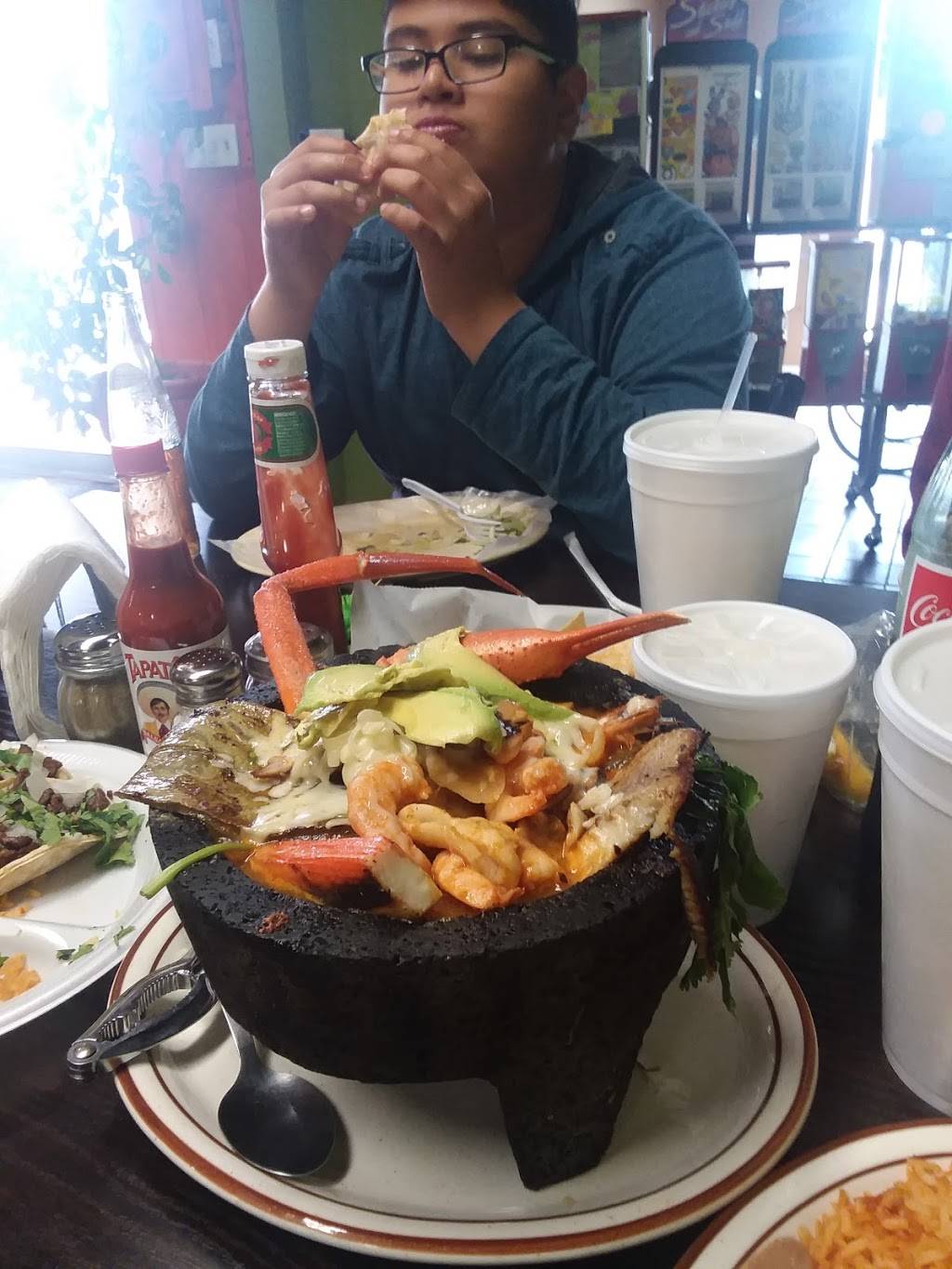 Sabroso Restaurante | restaurant | 14531 Rd 192, Poplar, CA 93257, USA | 5597829520 OR +1 559-782-9520