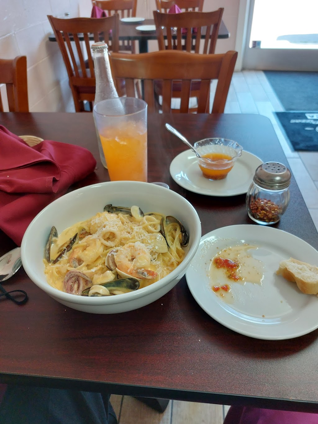 Davids Pastas & Pizzas | restaurant | 1025 13th St, Richmond, CA 94801, USA | 5107788396 OR +1 510-778-8396