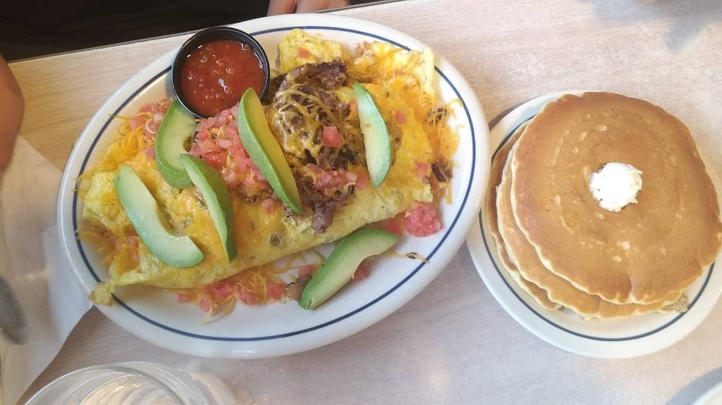 IHOP | restaurant | 3102 Iowa St, Lawrence, KS 66046, USA | 7858426462 OR +1 785-842-6462