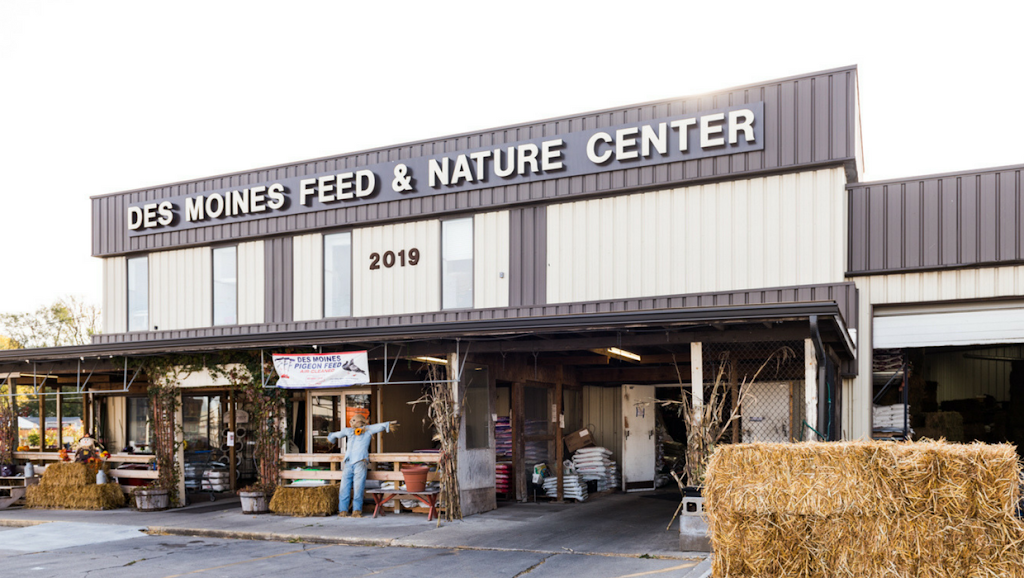 Des Moines Feed & Nature Center | restaurant | 2019 Hubbell Ave, Des Moines, IA 50317, USA | 5152620154 OR +1 515-262-0154