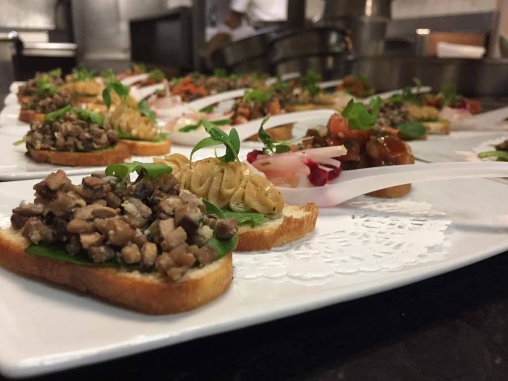 La Socca | restaurant | 278 Rue Elgar, Verdun, QC H3E 1C9, Canada | 5147662824 OR +1 514-766-2824