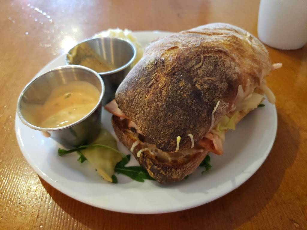 Humble Bee Cafe | cafe | 17321 Saticoy St, Northridge, CA 91325, USA | 8185146507 OR +1 818-514-6507