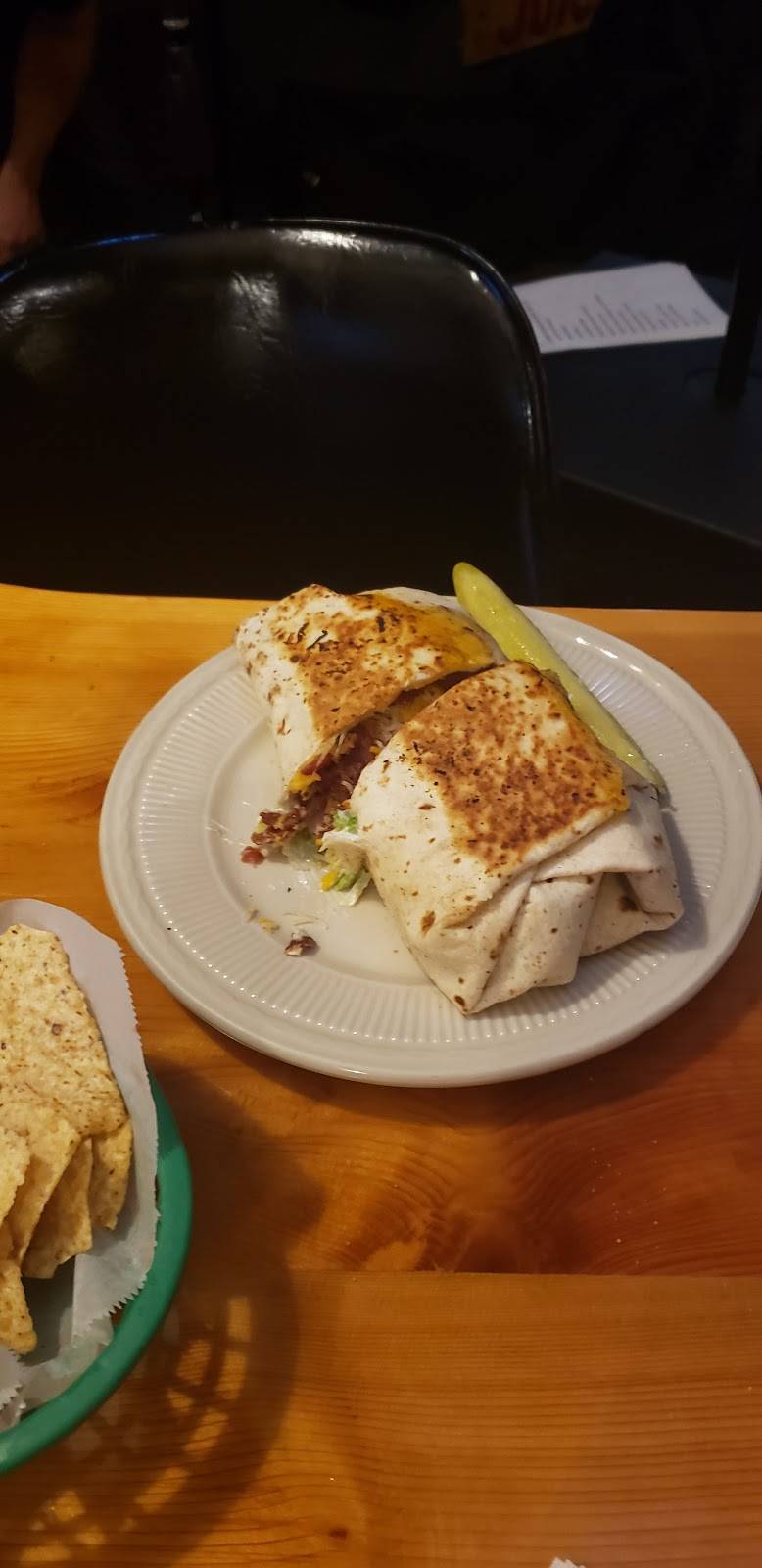 Juicy Bone | restaurant | 1476 Dale Rd, Beaverton, MI 48612, USA | 9894353287 OR +1 989-435-3287