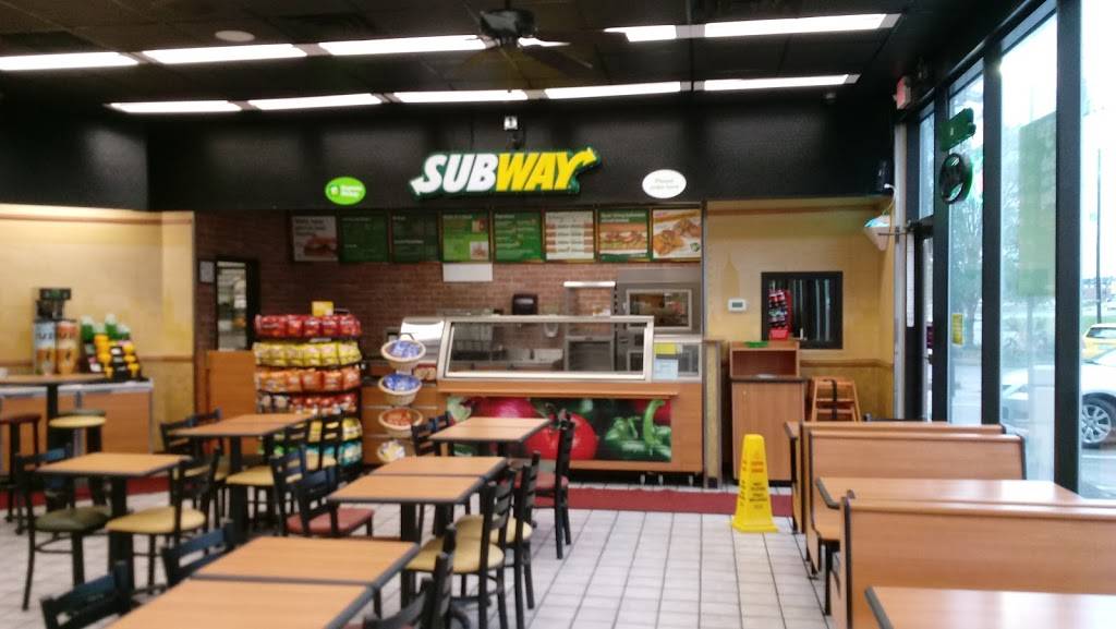 Subway | restaurant | 3495 Western Blvd, Jacksonville, NC 28546, USA | 9109384116 OR +1 910-938-4116