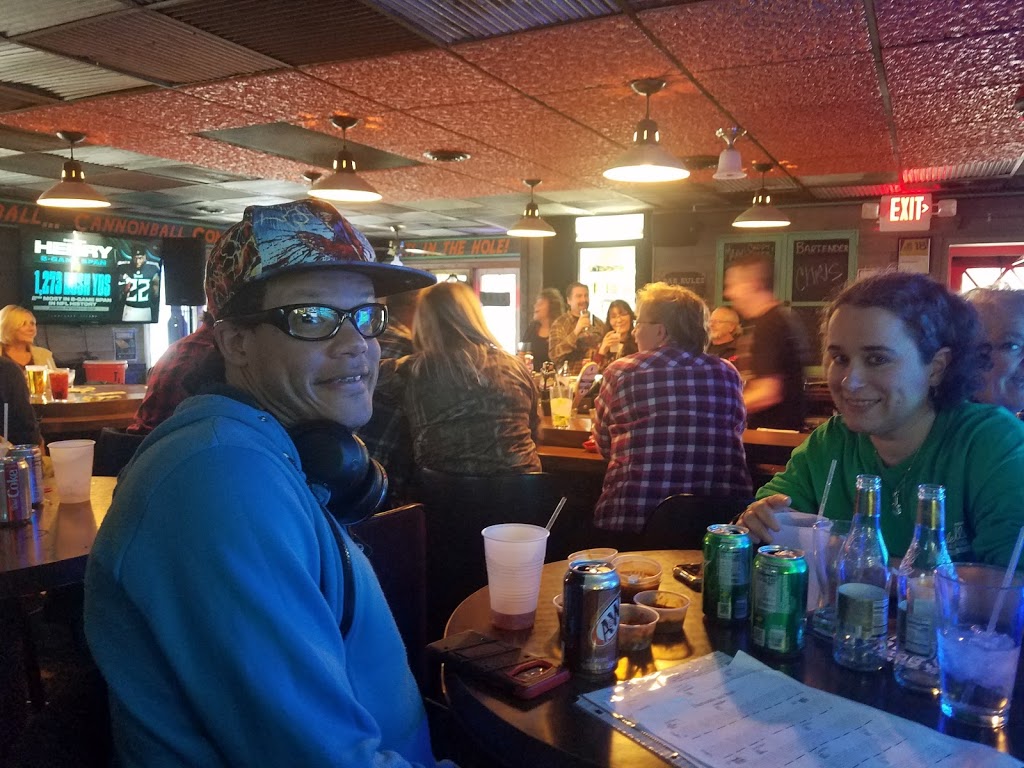 Marys Caddyshack | restaurant | 1959 S 124th St, New Berlin, WI 53151, USA | 2627885425 OR +1 262-788-5425