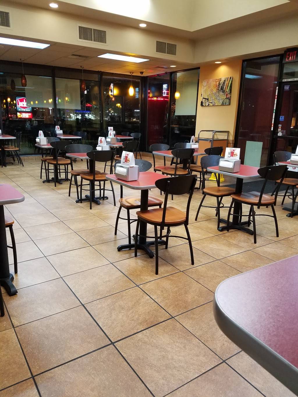 Jack in the Box | restaurant | 3491 Hutton St, Springfield, OR 97477, USA | 5417368168 OR +1 541-736-8168
