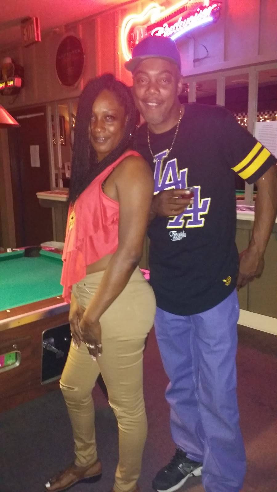 Backdour Club (Frasures) | restaurant | 302 S Avalon St, West Memphis, AR 72301, USA | 8703944267 OR +1 870-394-4267