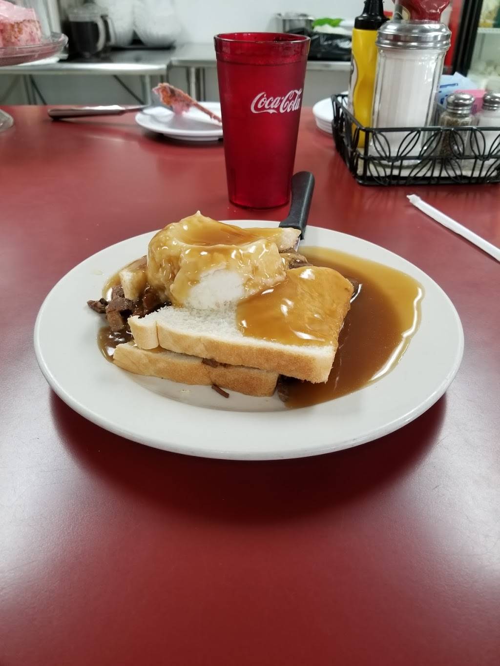 American Grille | restaurant | 525 S 5th Ave, Canton, IL 61520, USA | 3096473613 OR +1 309-647-3613