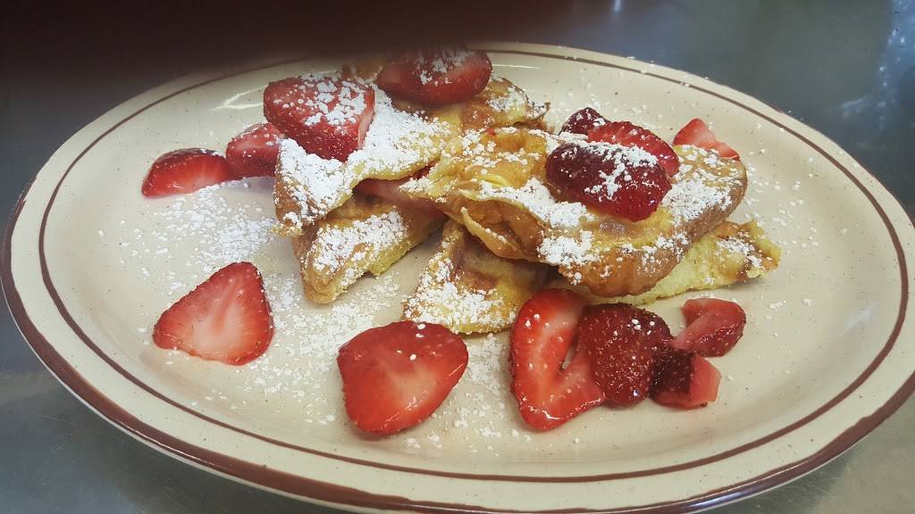 Quarry Cafe | restaurant | 161 Park Ave, Amherst, OH 44001, USA | 4409880337 OR +1 440-988-0337